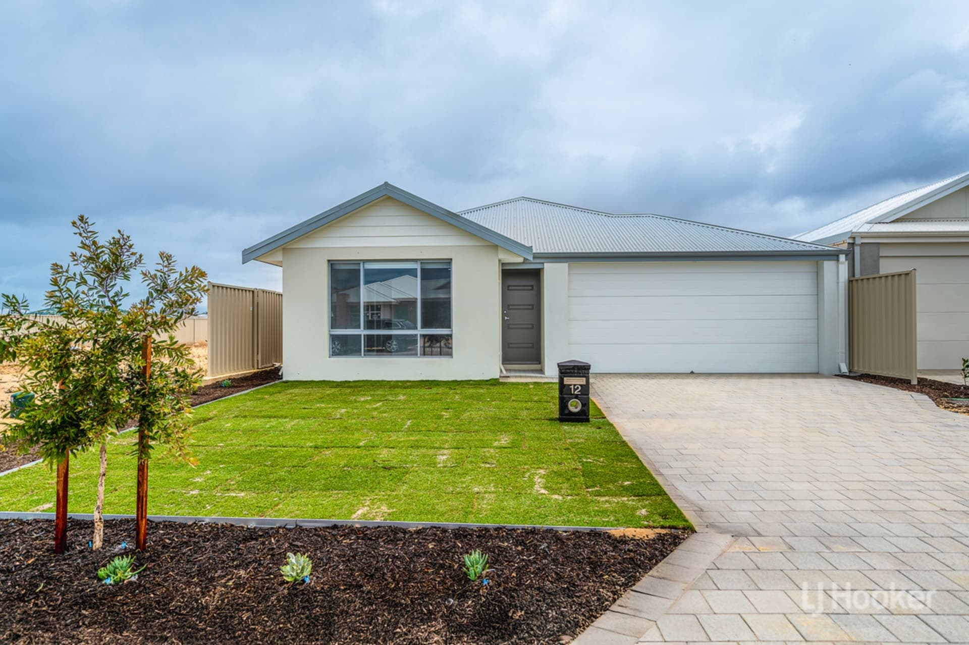 12 Arno Way Golden Bay WA, Golden Bay - Thumbnail 2
