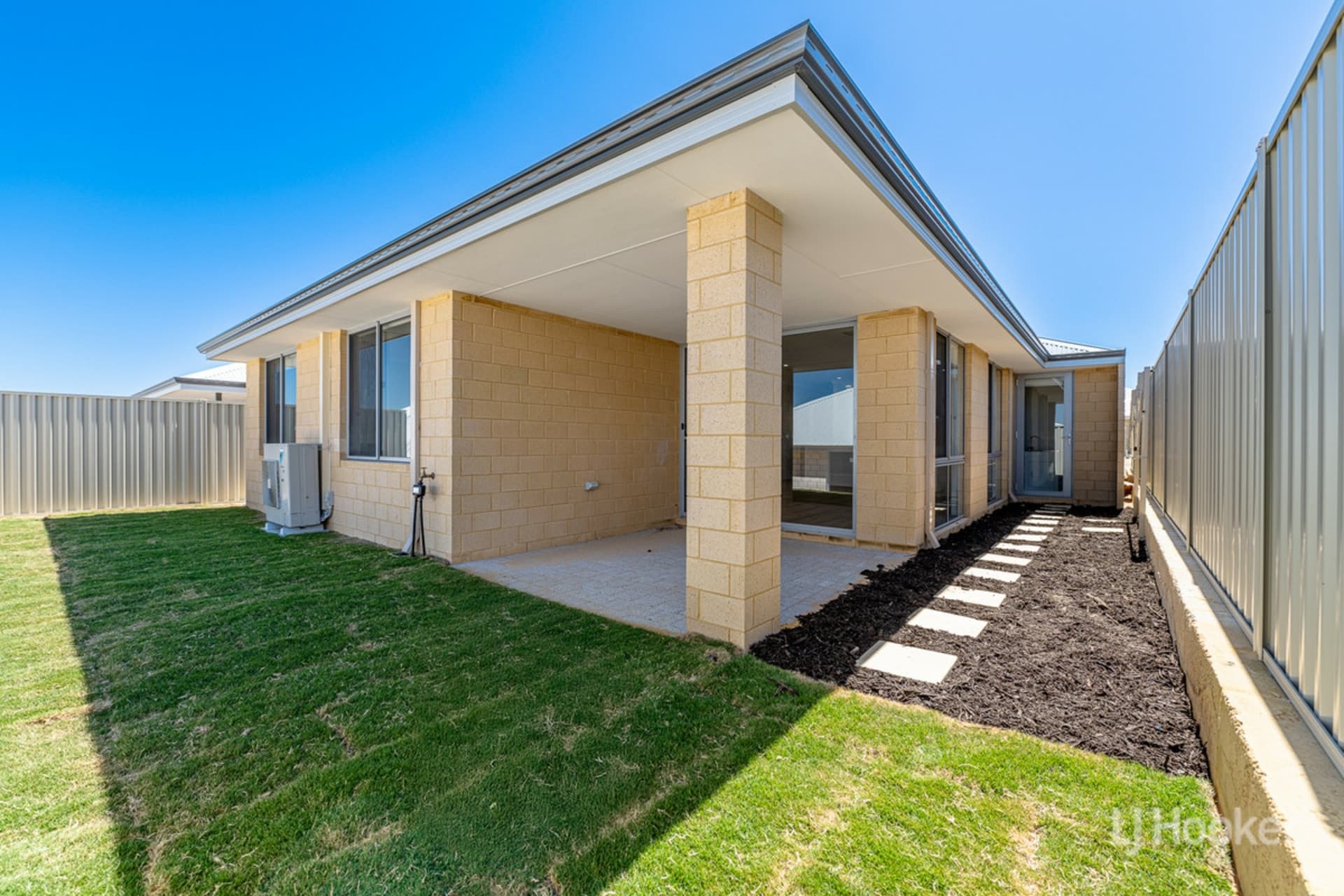 7 Caledon Street Golden Bay WA, Golden Bay - Image 1