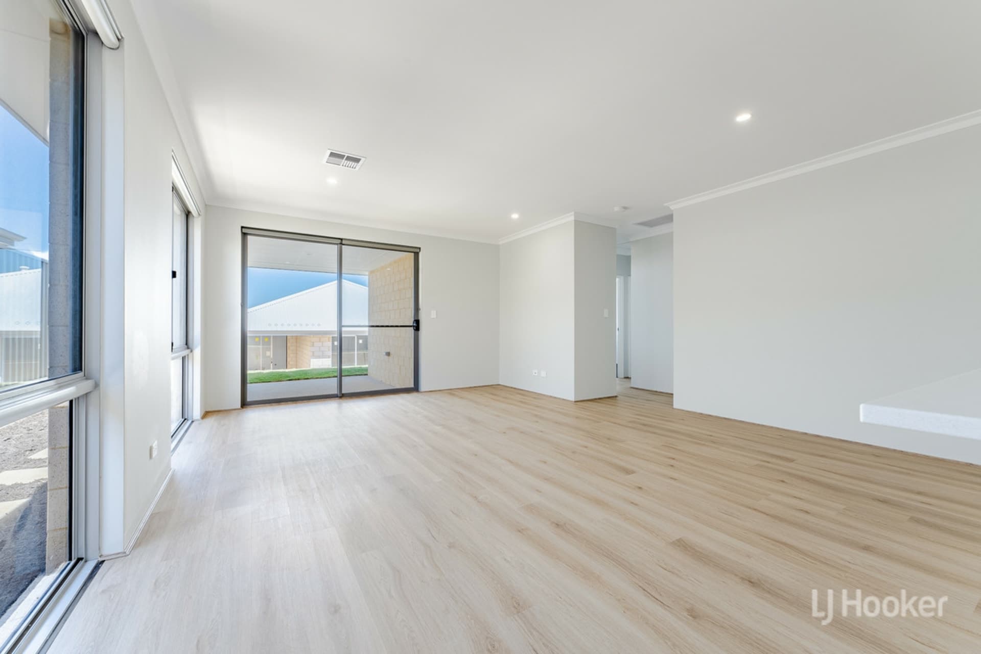 7 Caledon Street Golden Bay WA, Golden Bay - Thumbnail 8