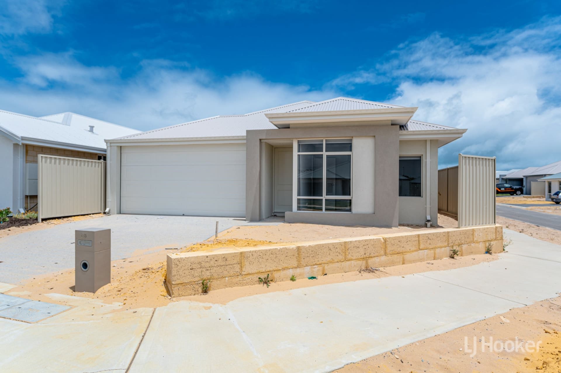 35 Golden Bay Drive Golden Bay WA, Golden Bay - Thumbnail 2
