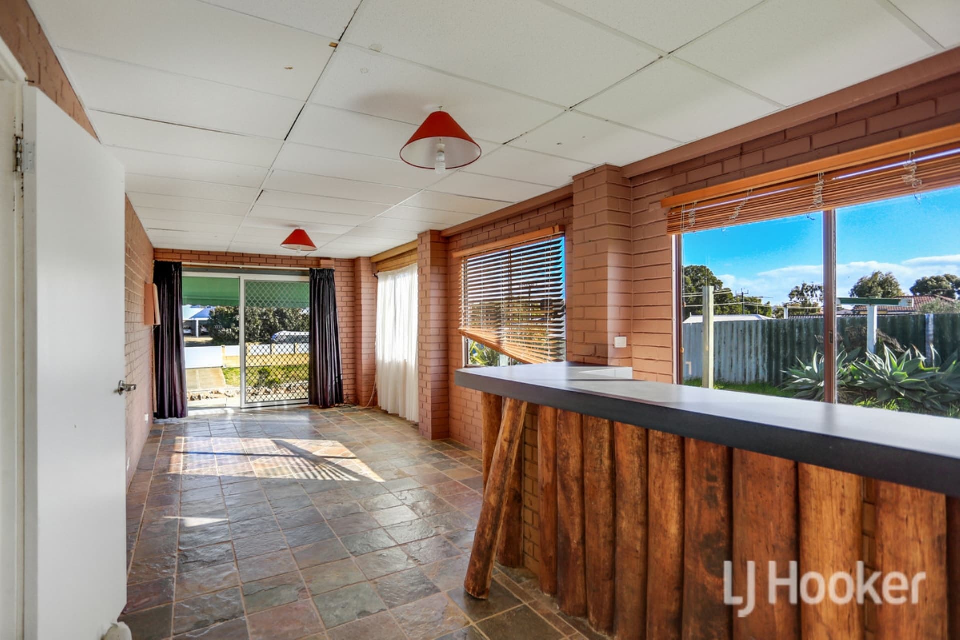 22 Yanrey Street Golden Bay WA, Golden Bay - Thumbnail 7