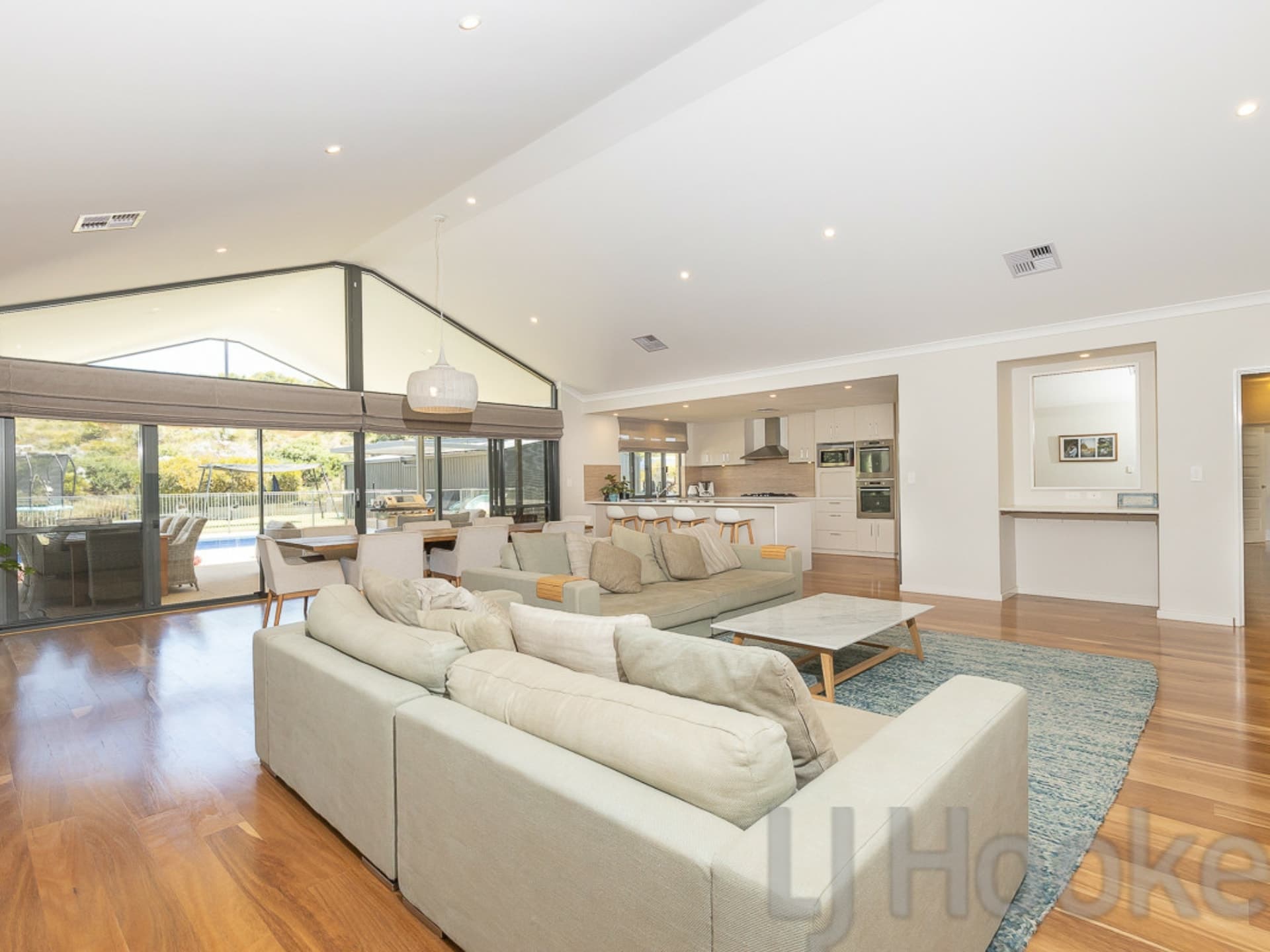 14 Figtree Lane Golden Bay WA, Golden Bay - Image 1