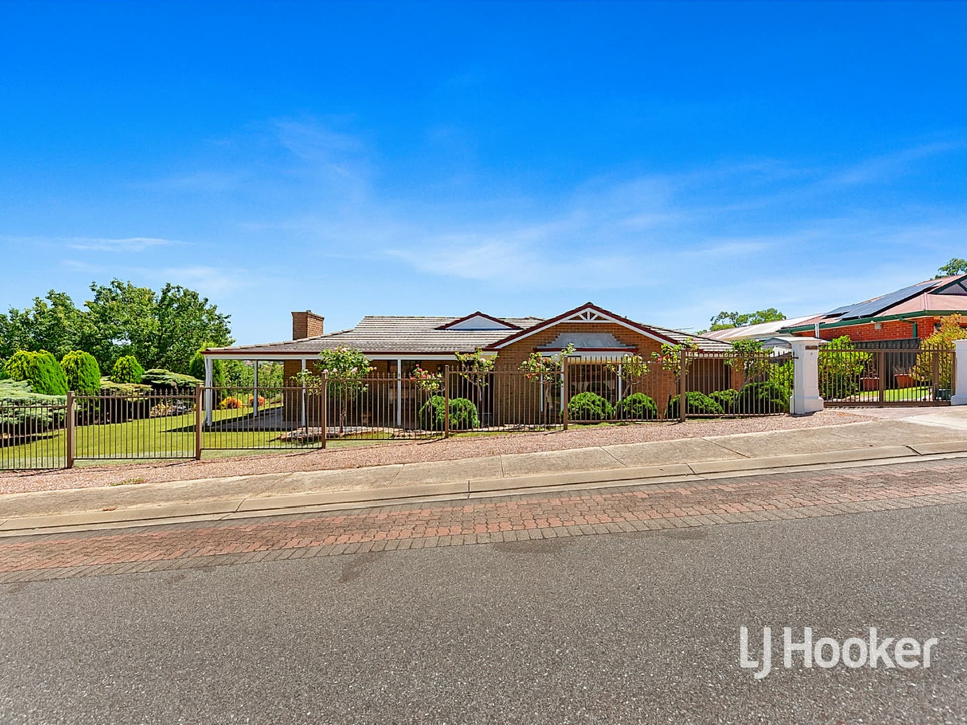 8 Tangelo Court Golden Grove SA, Golden Grove - Thumbnail 2