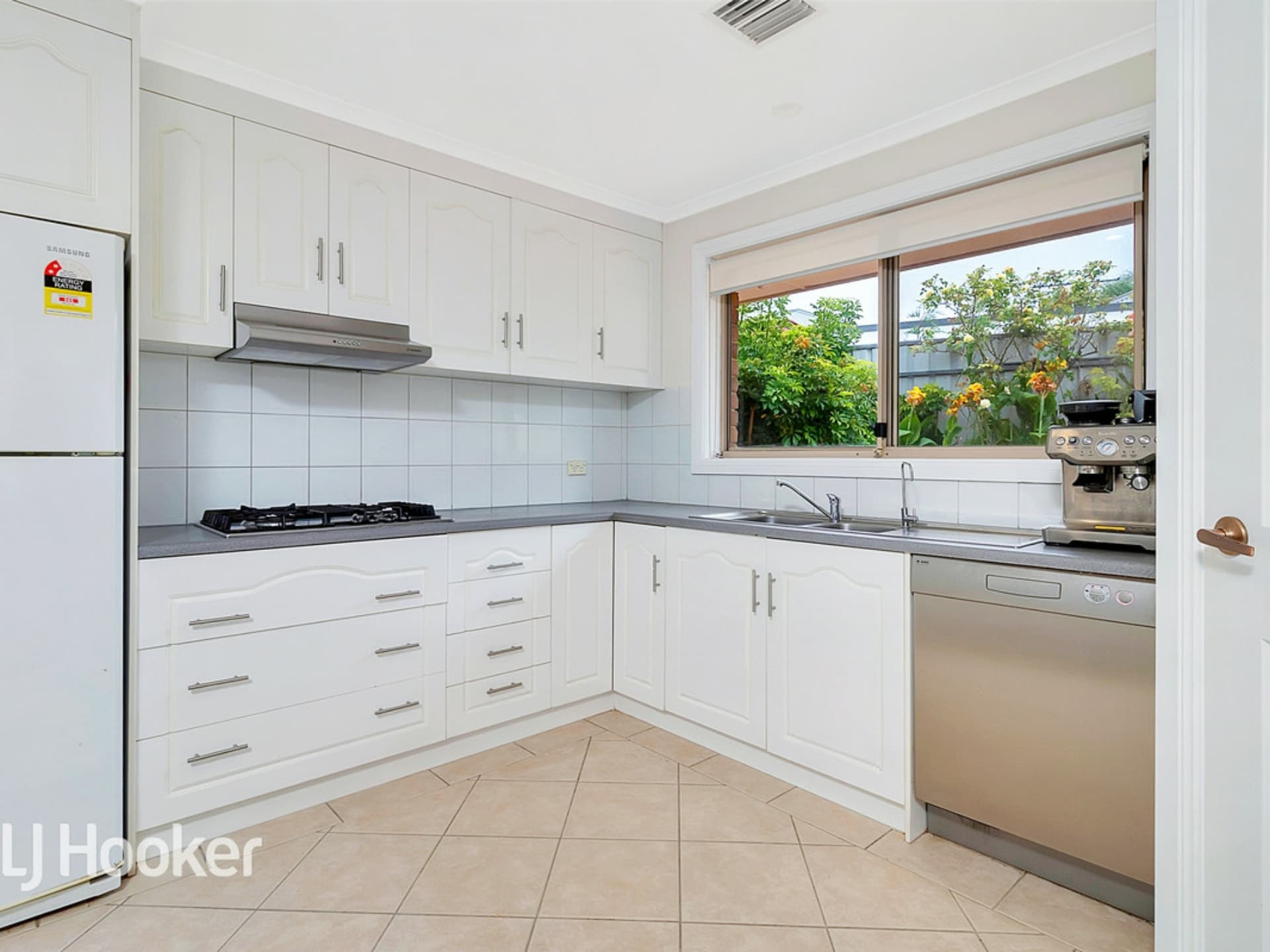 19 Lemon Crescent Golden Grove SA, Golden Grove - Thumbnail 8