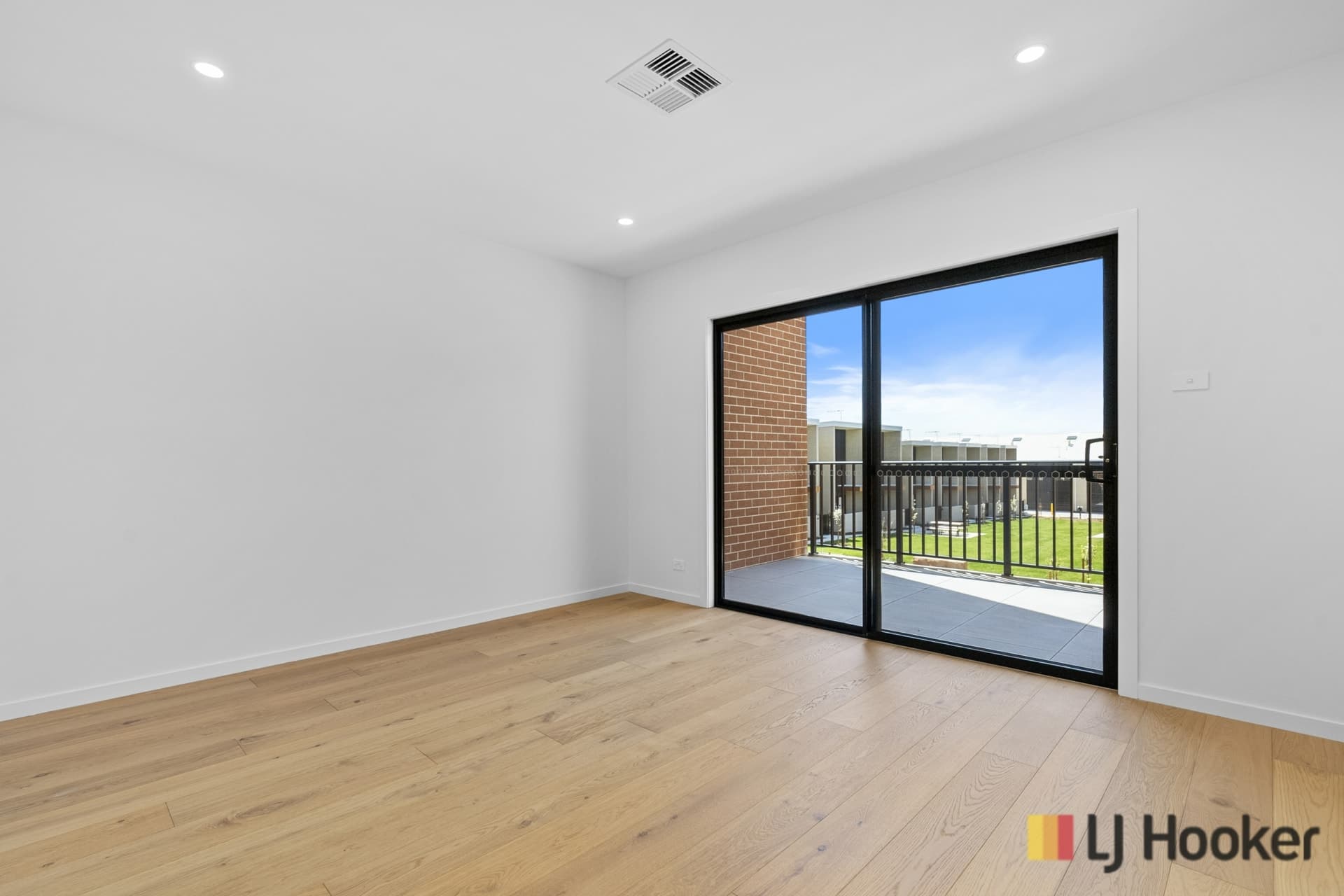 44/25 Trenerry Crescent Googong NSW, Googong - Thumbnail 4