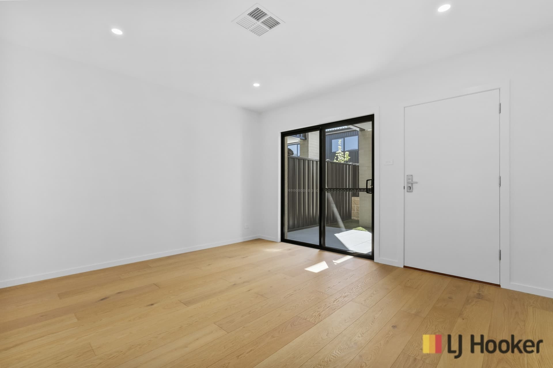 25/25 Trenerry Crescent Googong NSW, Googong - Thumbnail 3