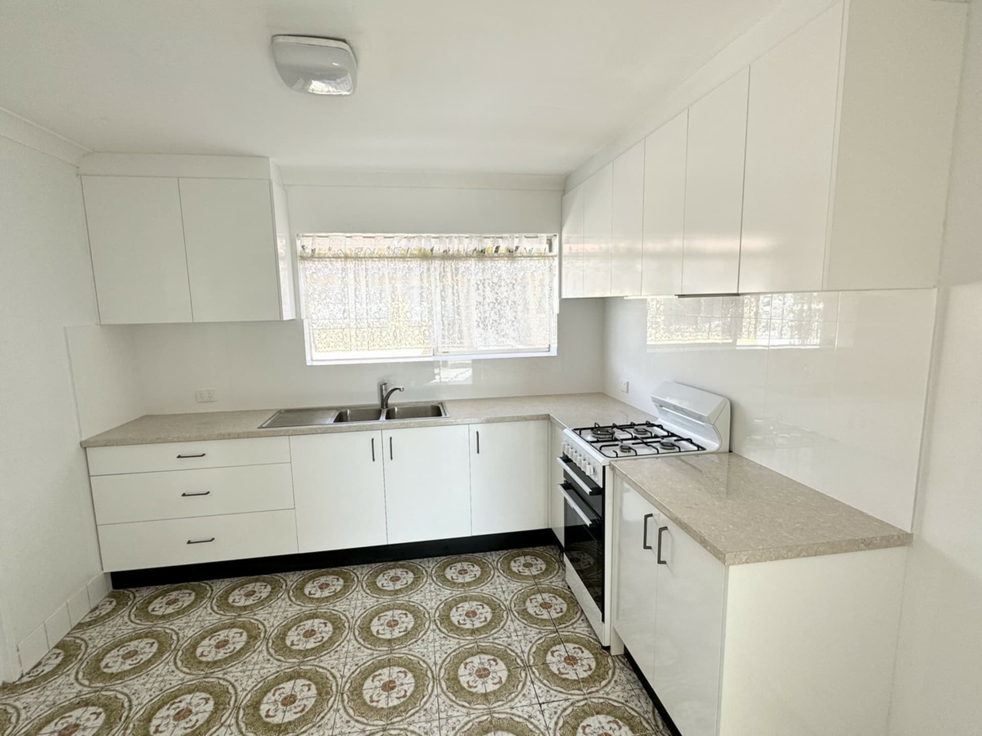 6/120 Stafford Road Gordon Park QLD, Gordon Park - Image 1