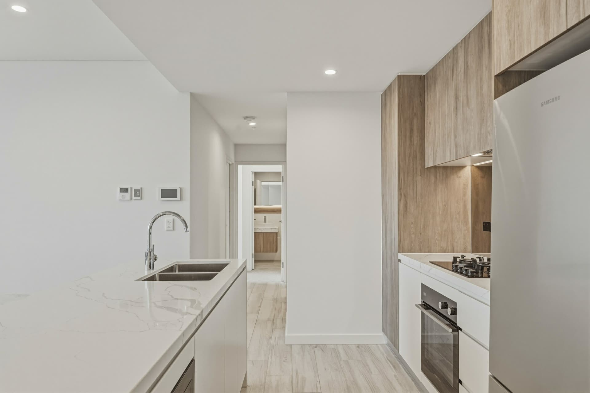 W801/108 Donnison Street, Gosford, Gosford - Thumbnail 4