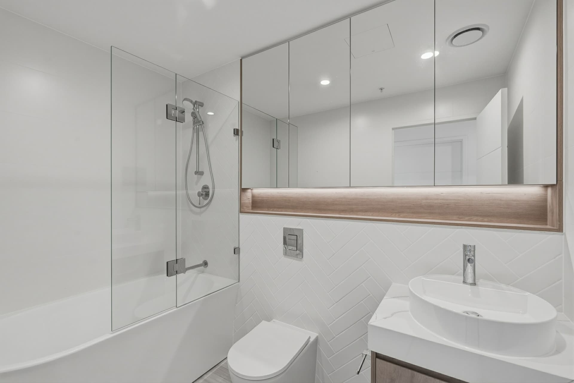 W801/108 Donnison Street, Gosford, Gosford - Thumbnail 8