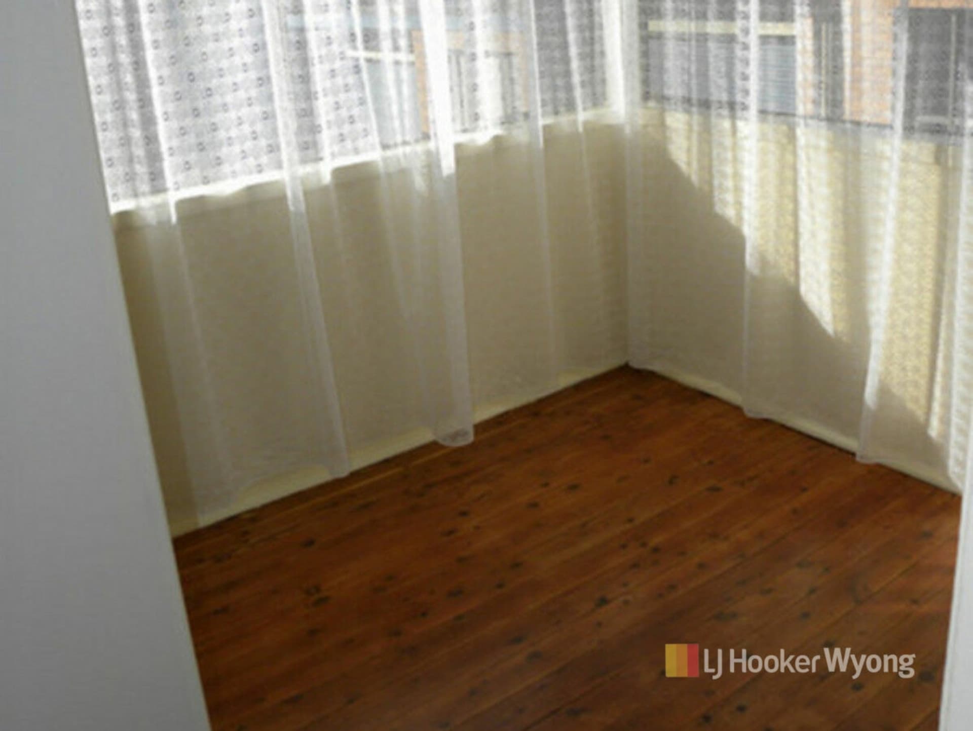 12 York Street Gosford NSW, Gosford - Thumbnail 6