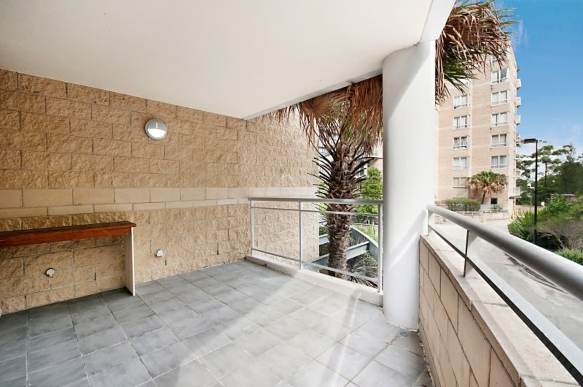 211/80 John Whiteway Drive Gosford NSW, Gosford - Thumbnail 3