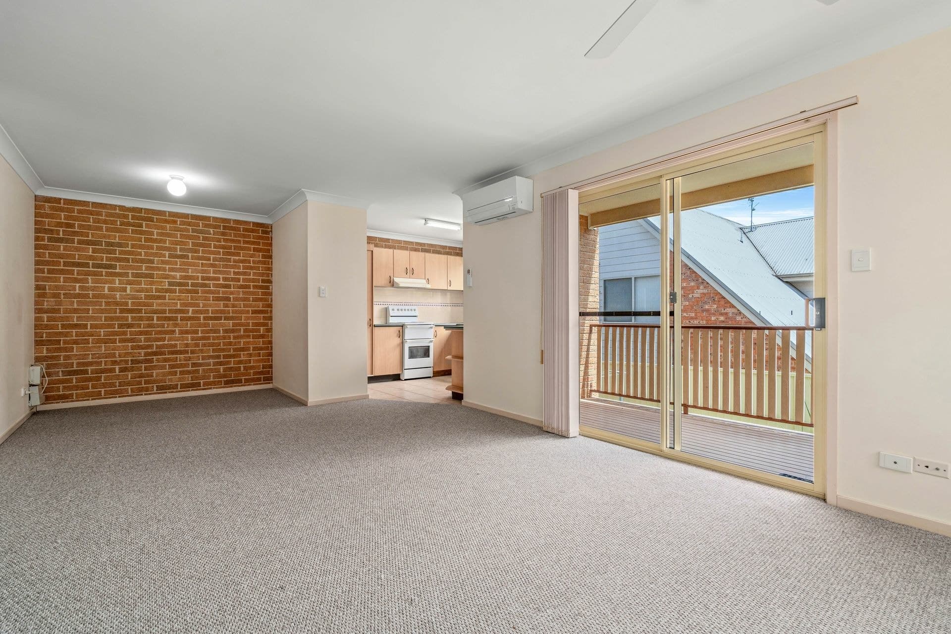 4/22 Hely Street Gosford NSW, Gosford - Thumbnail 3