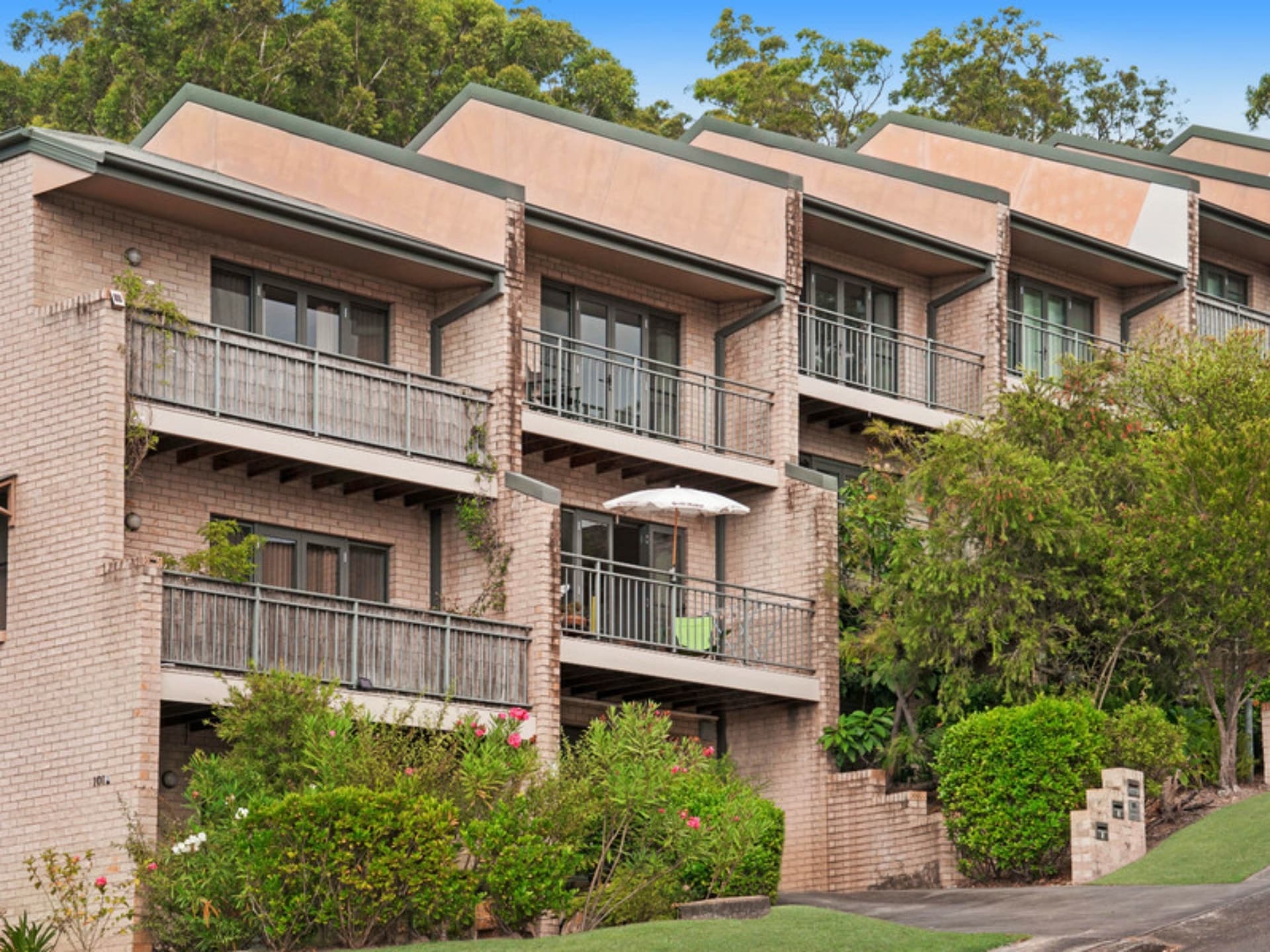 2/101A Faunce West Street Gosford NSW, Gosford - Thumbnail 2