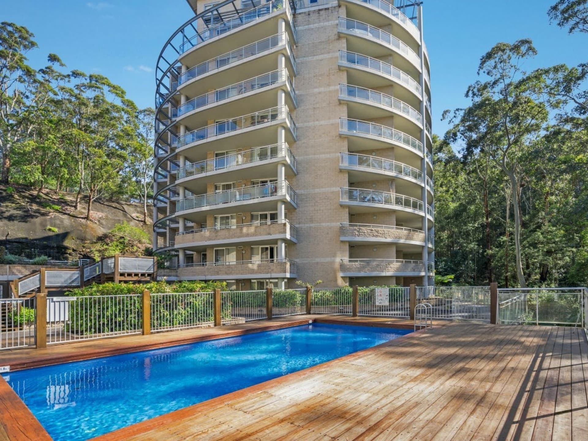 454/80 John Whiteway Drive Gosford NSW, Gosford - Thumbnail 2