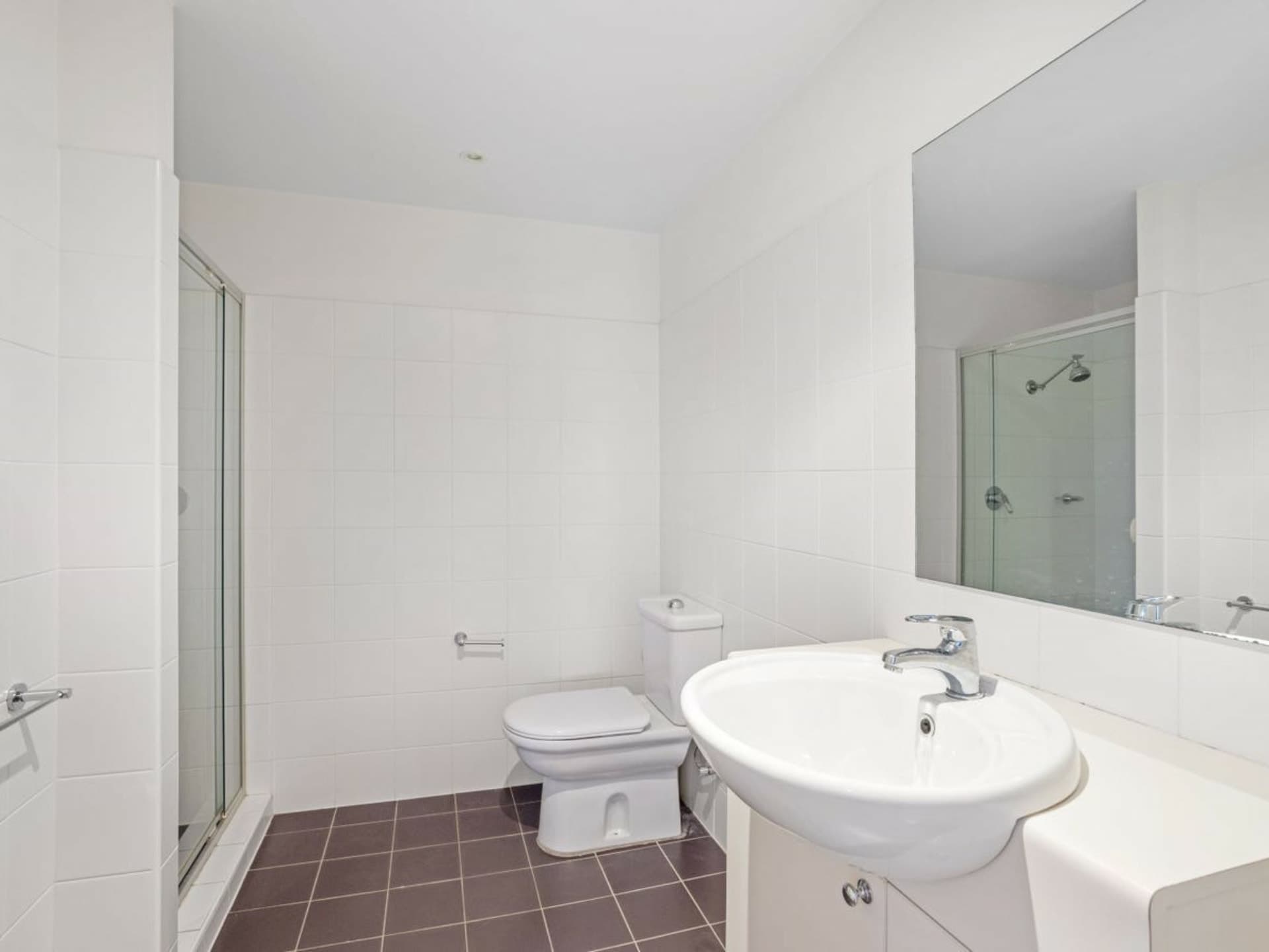 454/80 John Whiteway Drive Gosford NSW, Gosford - Thumbnail 7