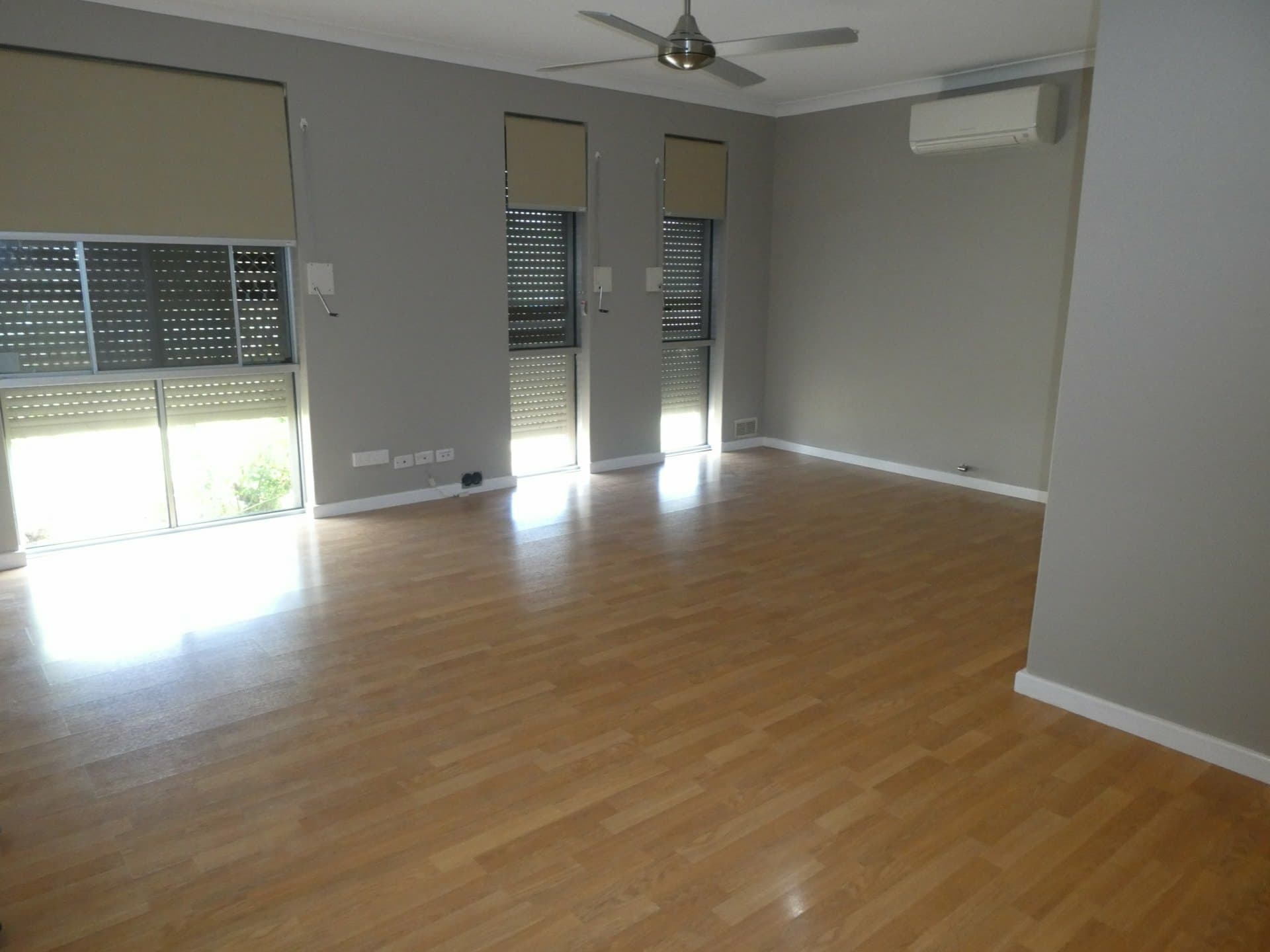 146 Chamberlain Street Gosnells WA, Gosnells - Thumbnail 2