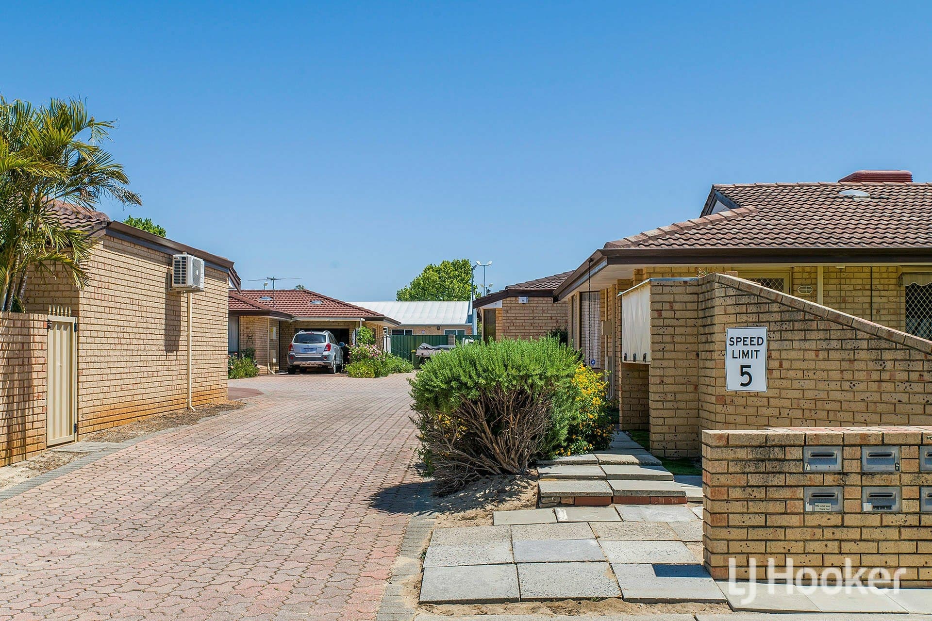 10/5 Astley Street Gosnells WA, Gosnells - Thumbnail 3