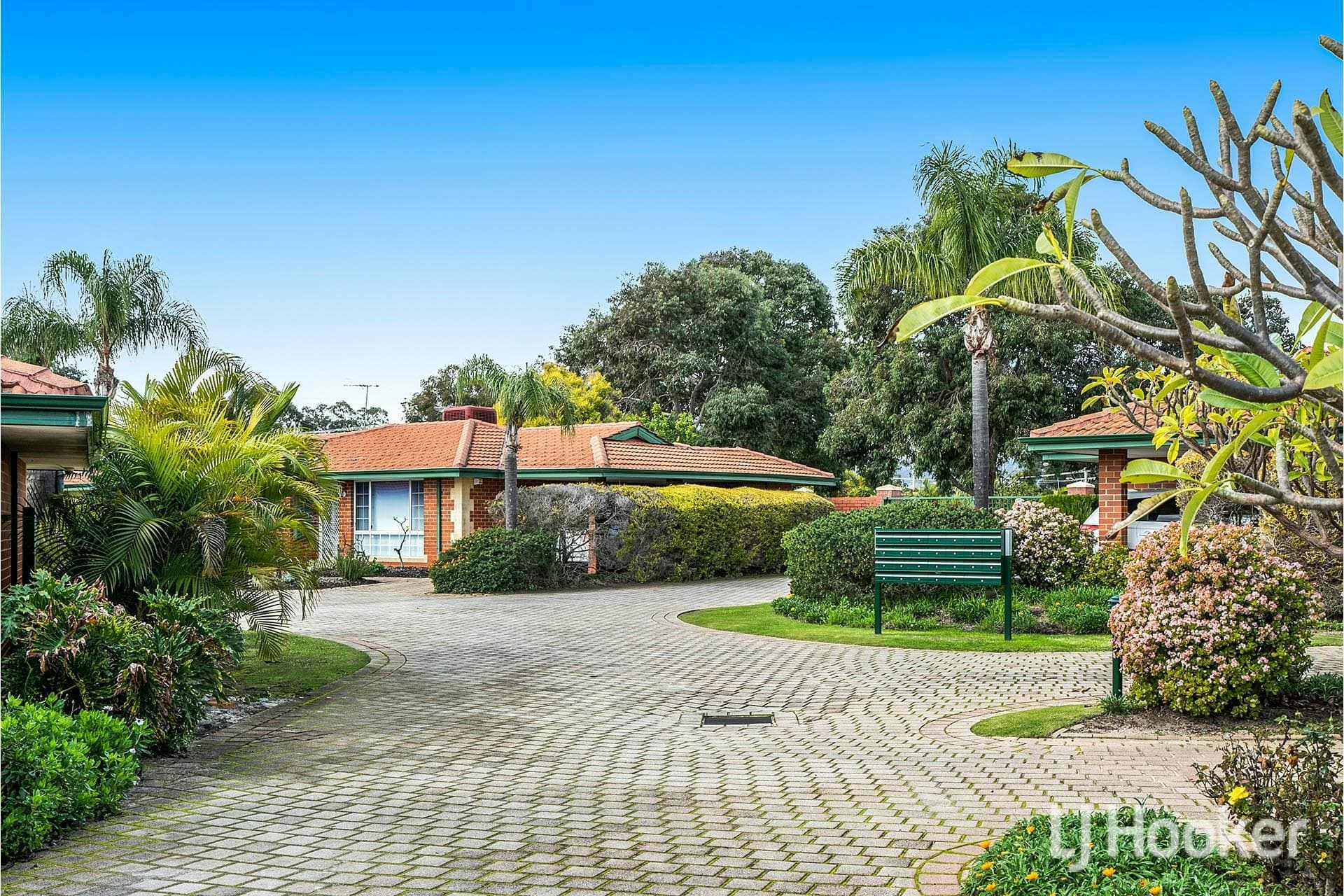 6/2 Glennis Close Gosnells WA, Gosnells - Image 1