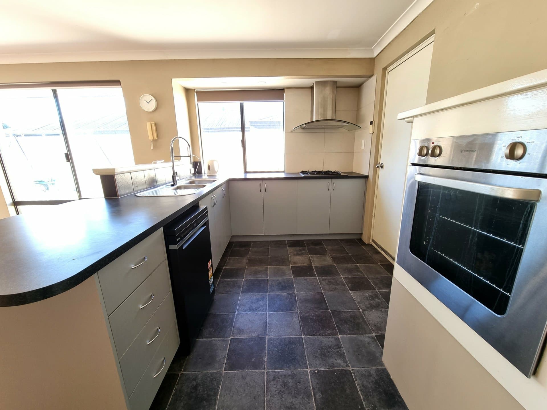22 Fortescue Bend Gosnells WA, Gosnells - Thumbnail 6