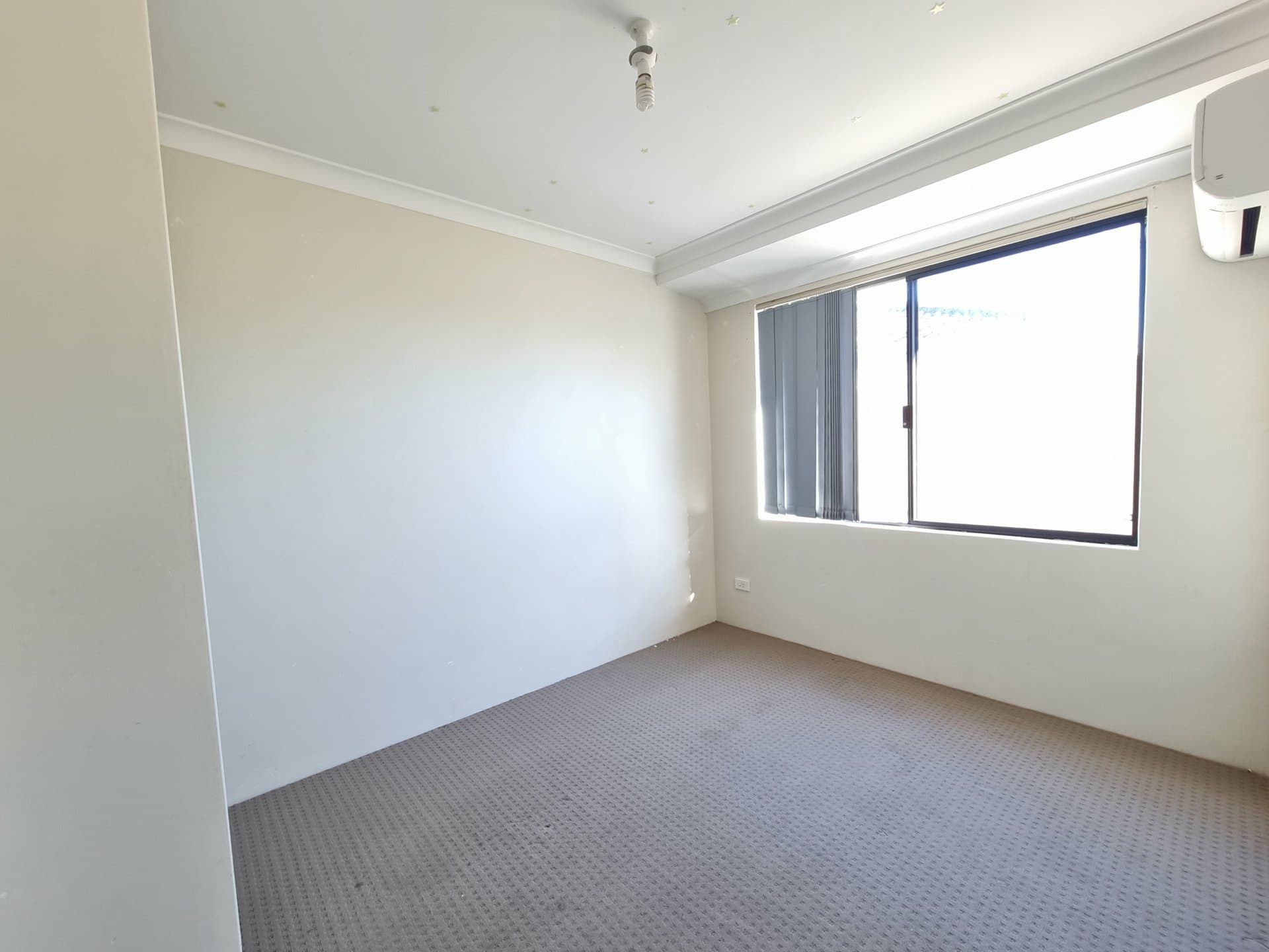 22 Fortescue Bend Gosnells WA, Gosnells - Thumbnail 8