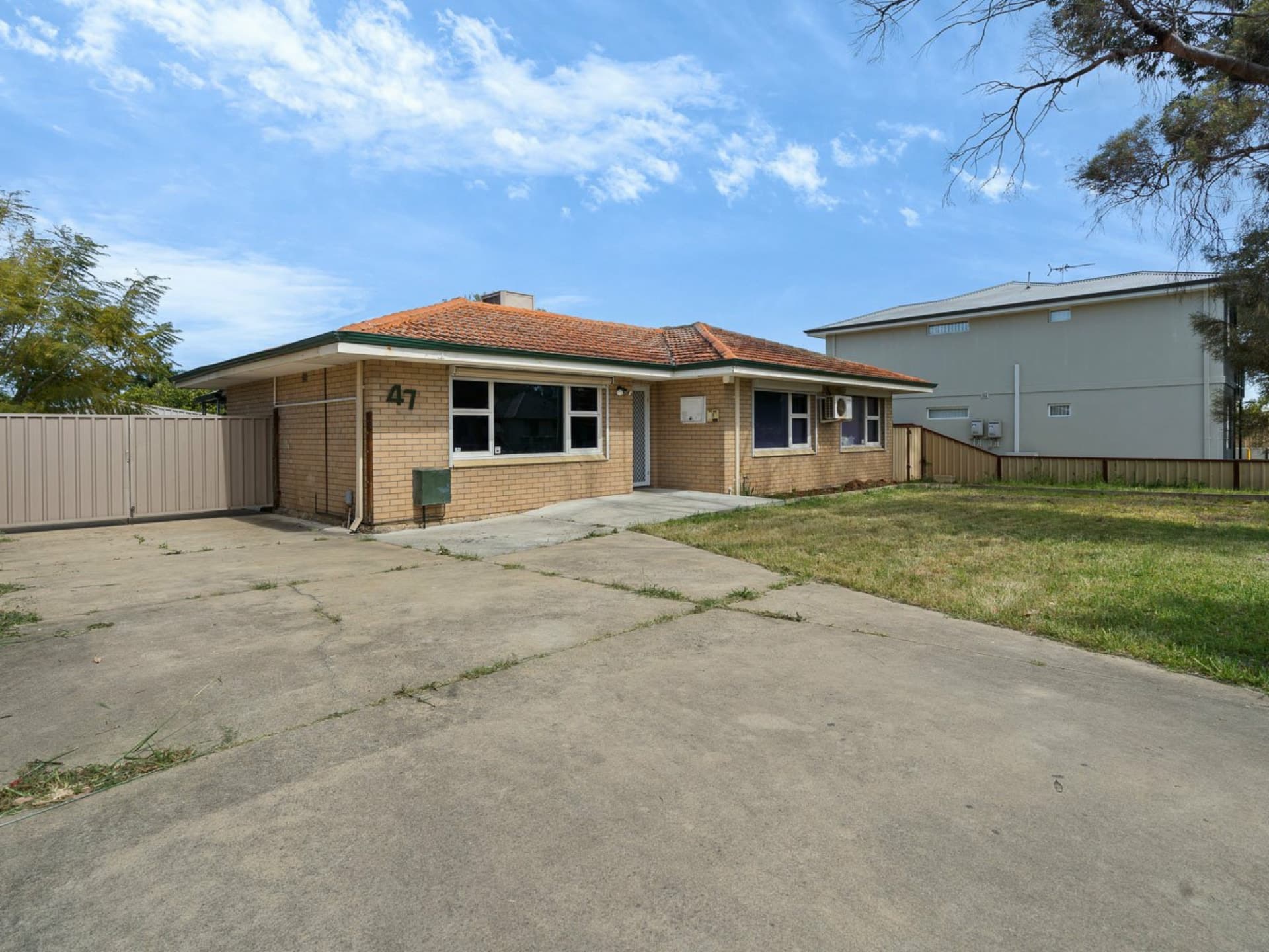 47 Terence Street Gosnells WA, Gosnells - Image 1