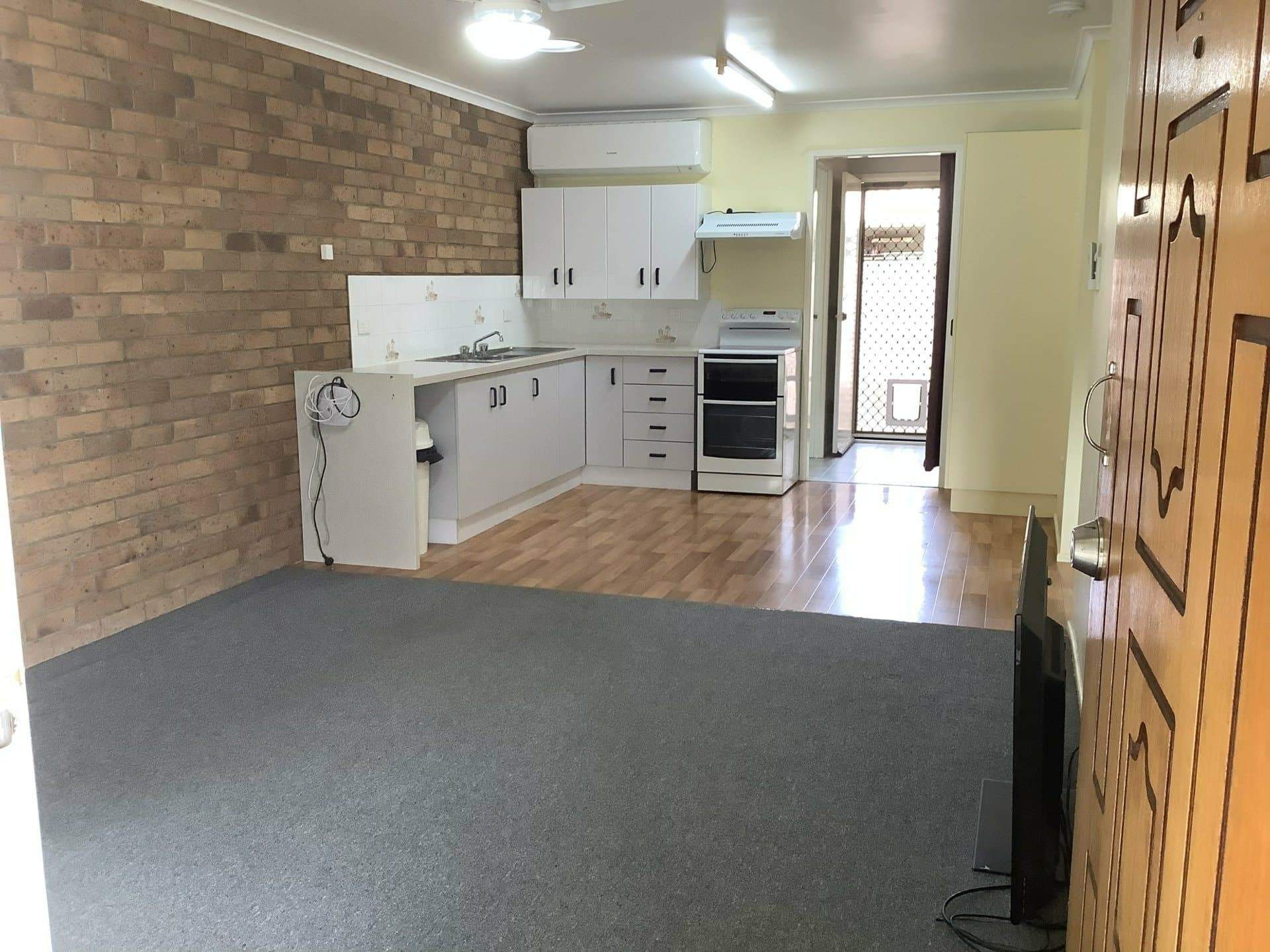 Unit 1/216 Cambridge Street, Granville, Granville - Thumbnail 3