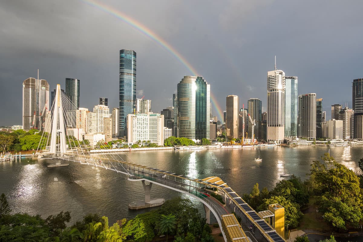 2 Scott Street, Kangaroo Point - Thumbnail 2