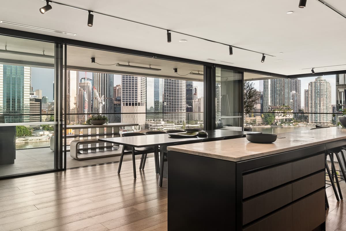 2 Scott Street, Kangaroo Point - Thumbnail 4