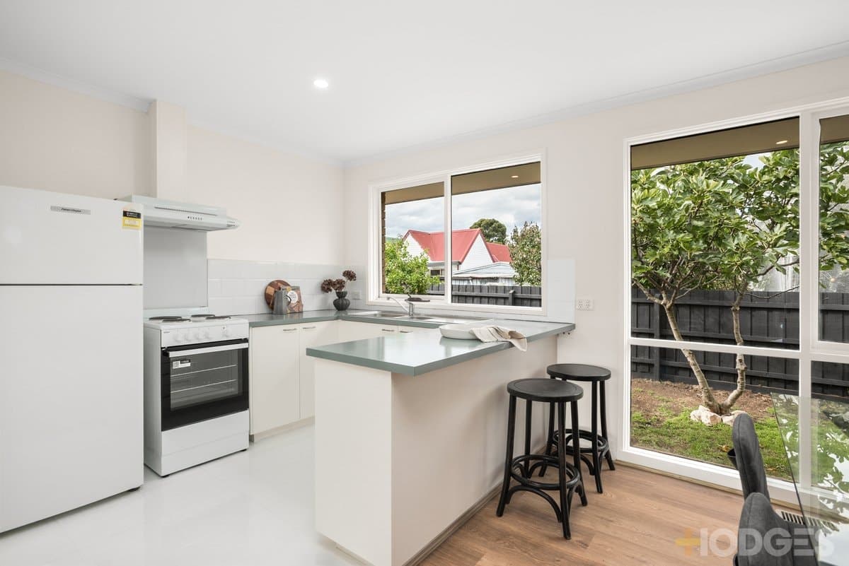 2 / 30 Cambro Road, Clayton, VIC, 3168, Clayton - Thumbnail 3