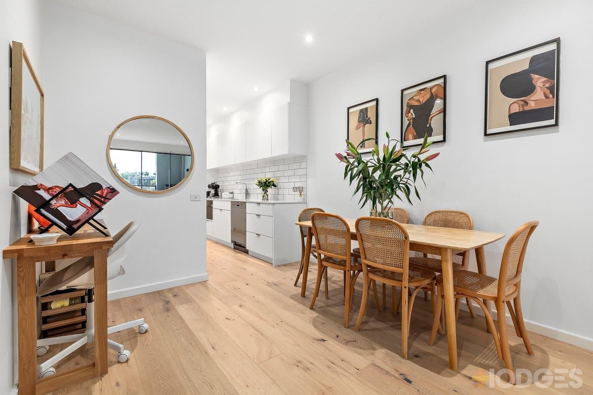 2 / 2 Bellevue Road, Cheltenham, VIC, 3192, Cheltenham - Thumbnail 5