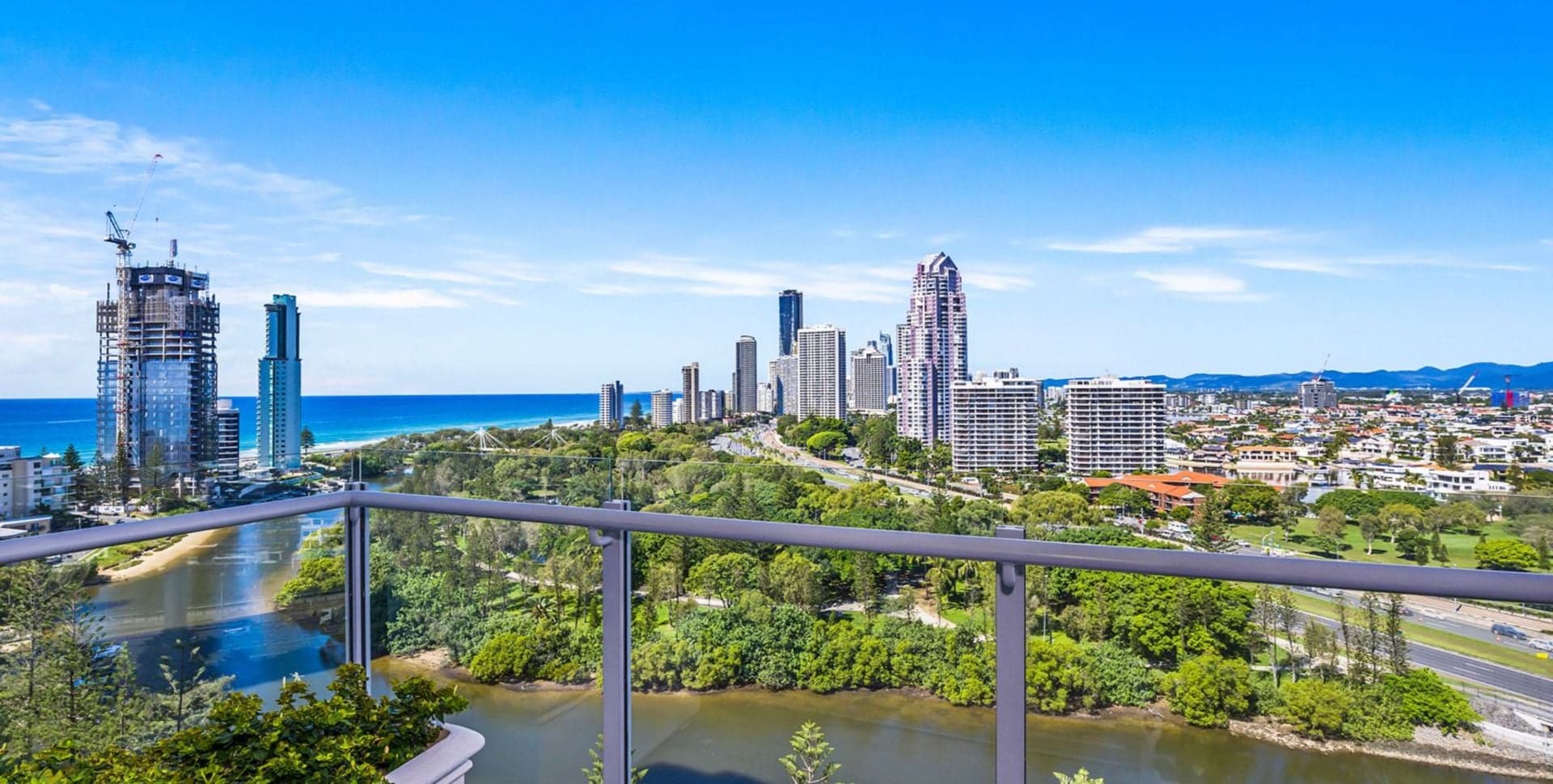 1601/11-13 Hill Parade, Contact Sean - Thumbnail 3