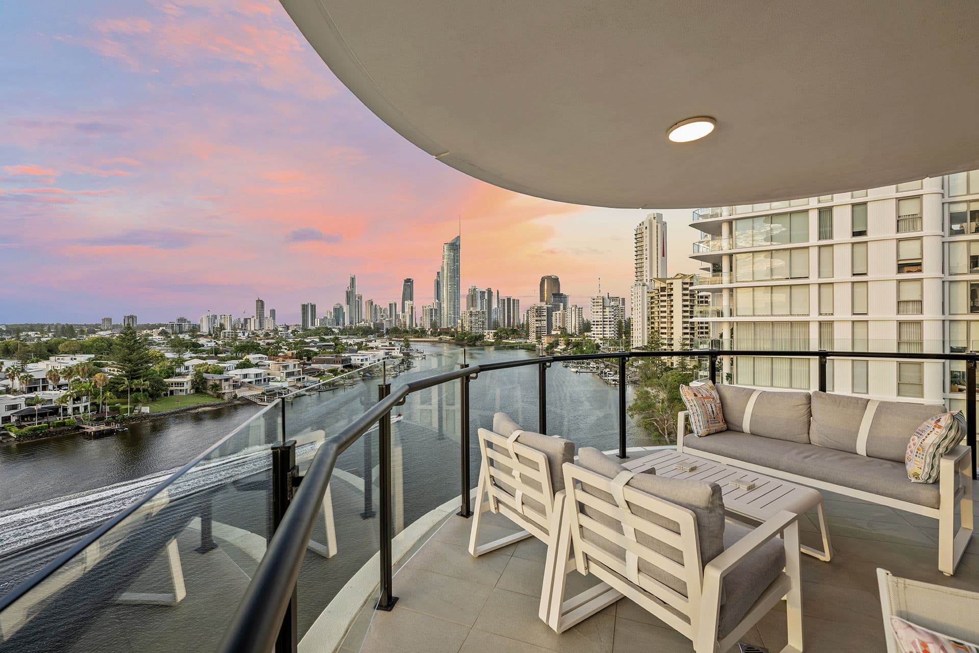 906/15-17 Cannes Avenue, Inspection By Appointment! - Thumbnail 5