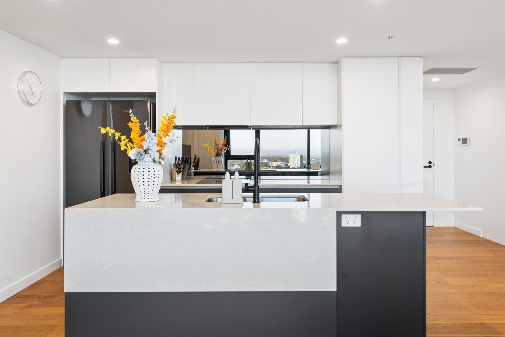 1231/7 Quarter Lane, Southport - Thumbnail 6