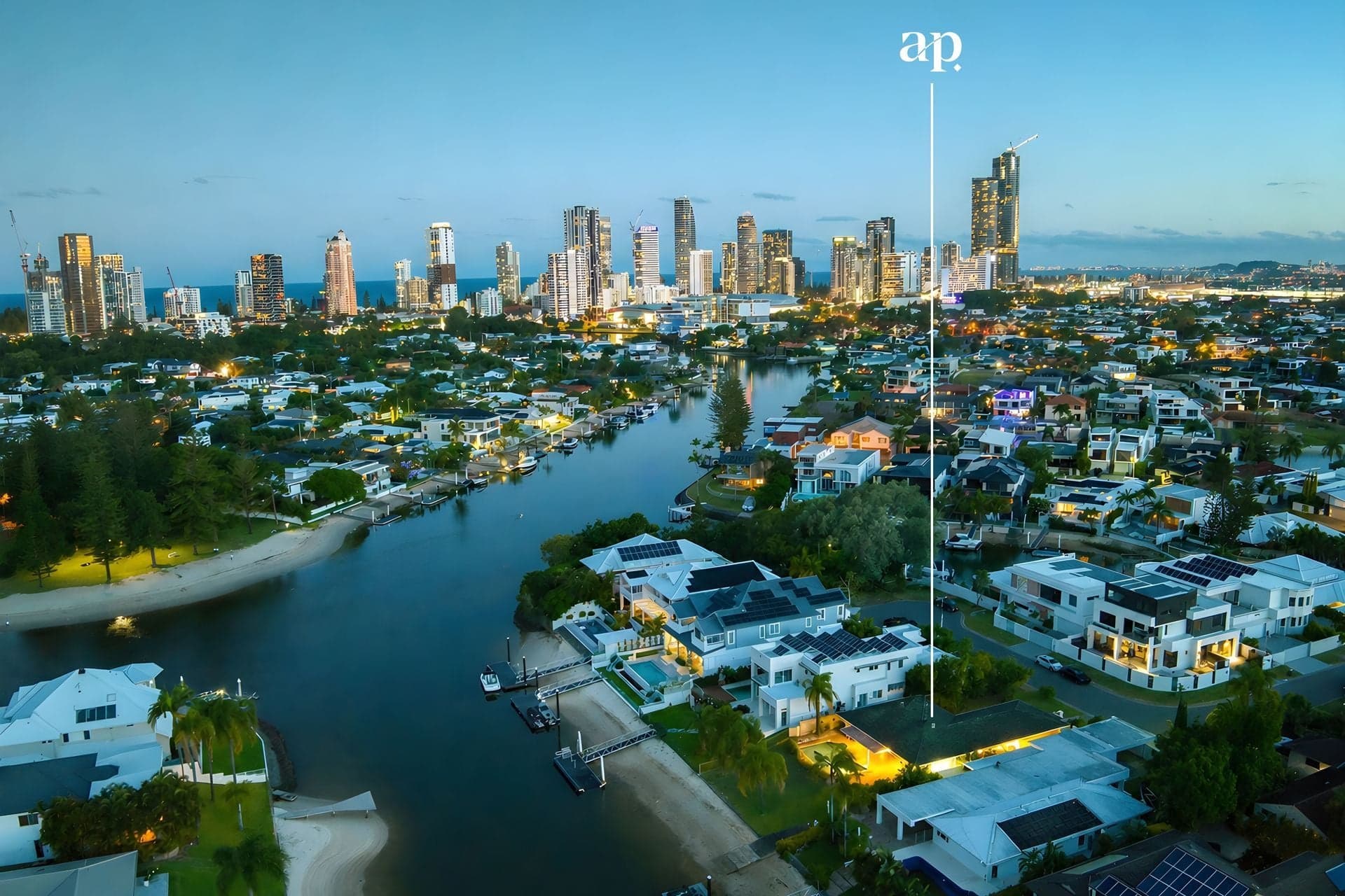 47 Beverley Crescent, Broadbeach Waters - Thumbnail 3