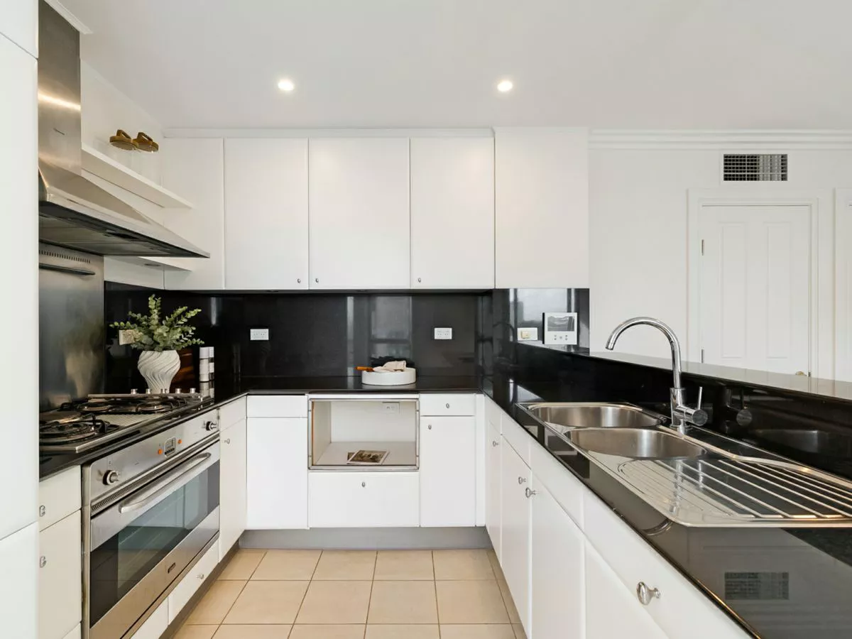 12A/70 Alfred Street, MILSONS POINT, Milsons Point - Thumbnail 6