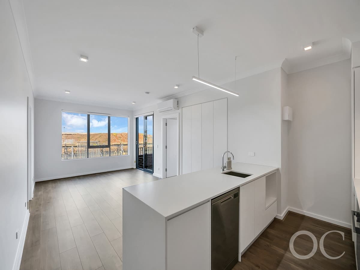 109/3-5 Panama Drive, New Port - Image 1