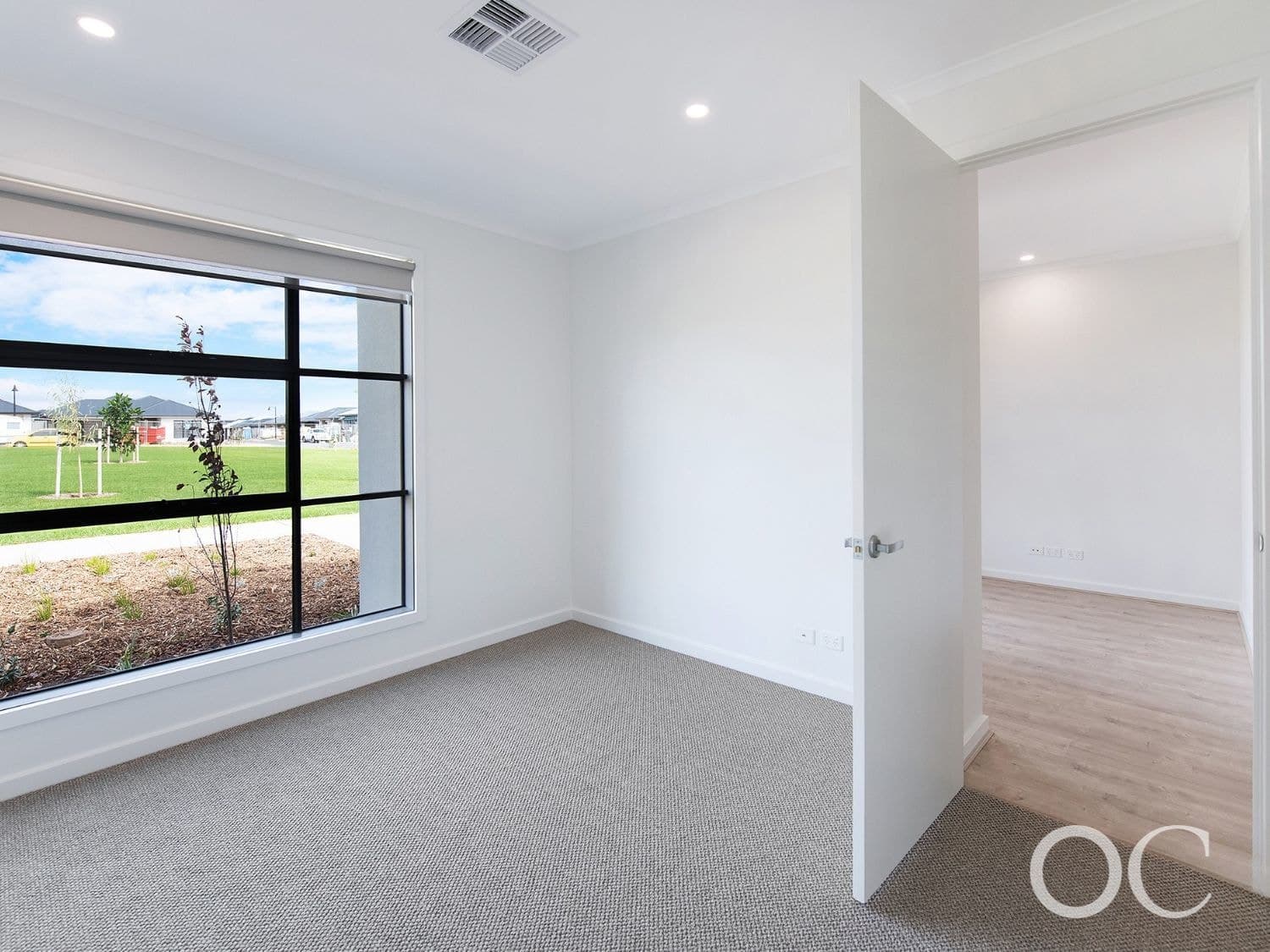 21 Sauble Lane, Seaford Heights - Thumbnail 7