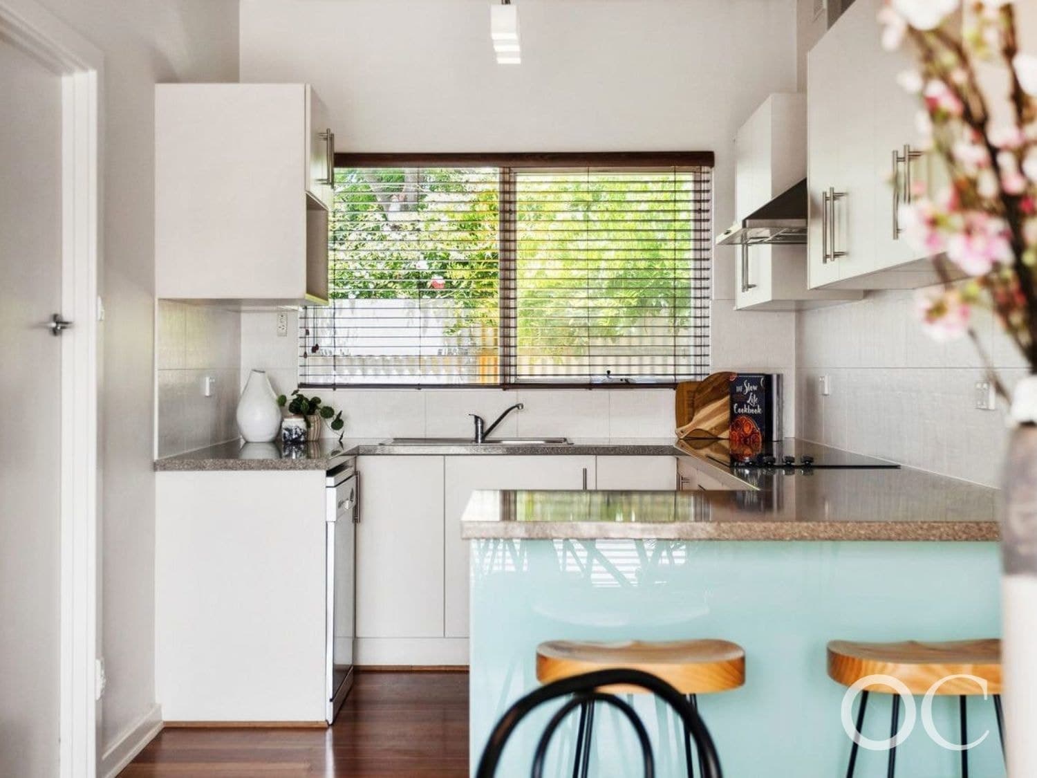 3/30 Bath Street, Glenelg South - Thumbnail 2