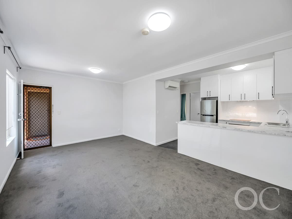 1/19 St Helena Place, Adelaide - Thumbnail 2