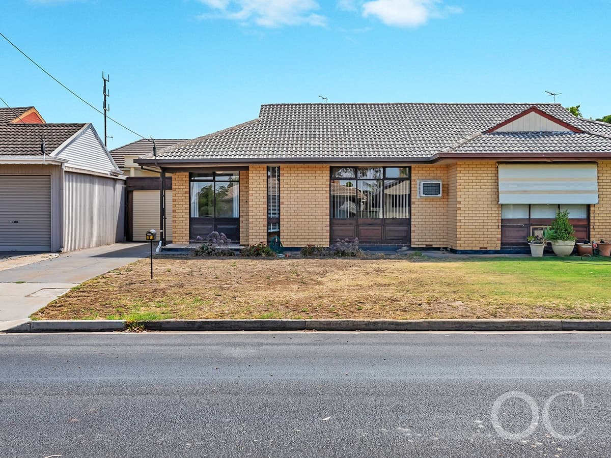 2/13 Zephyr Grove, Semaphore Park - Image 1