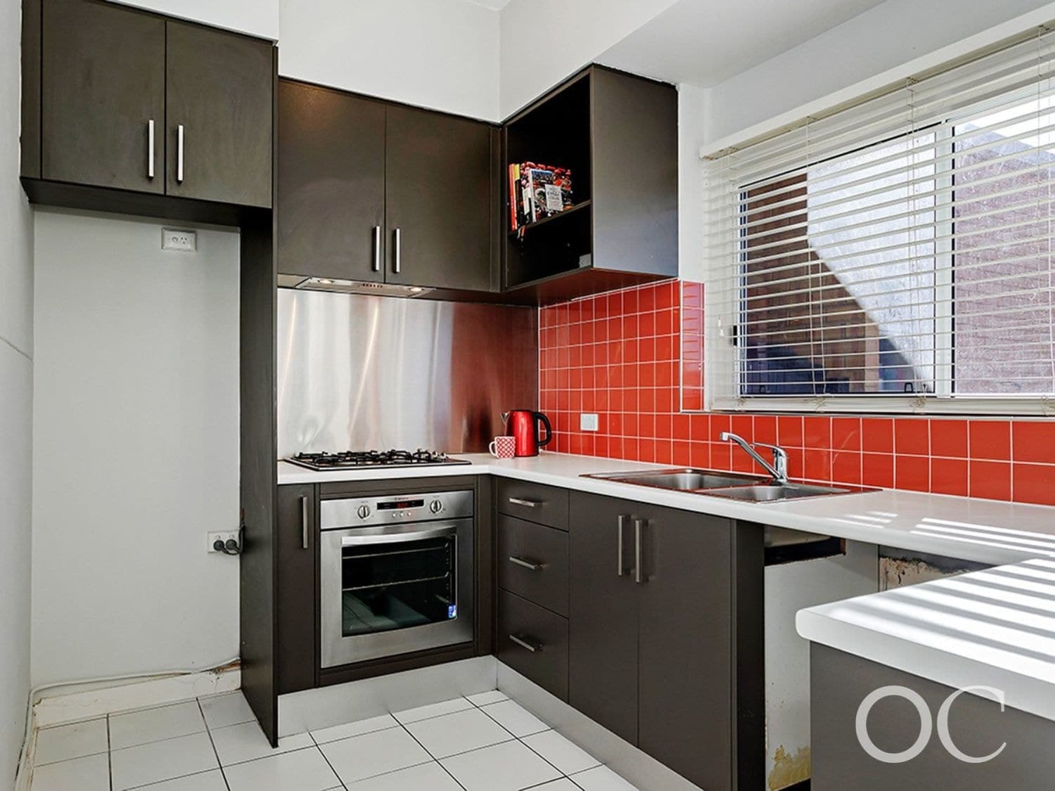 6/15 Seaview Road, West Beach - Thumbnail 2