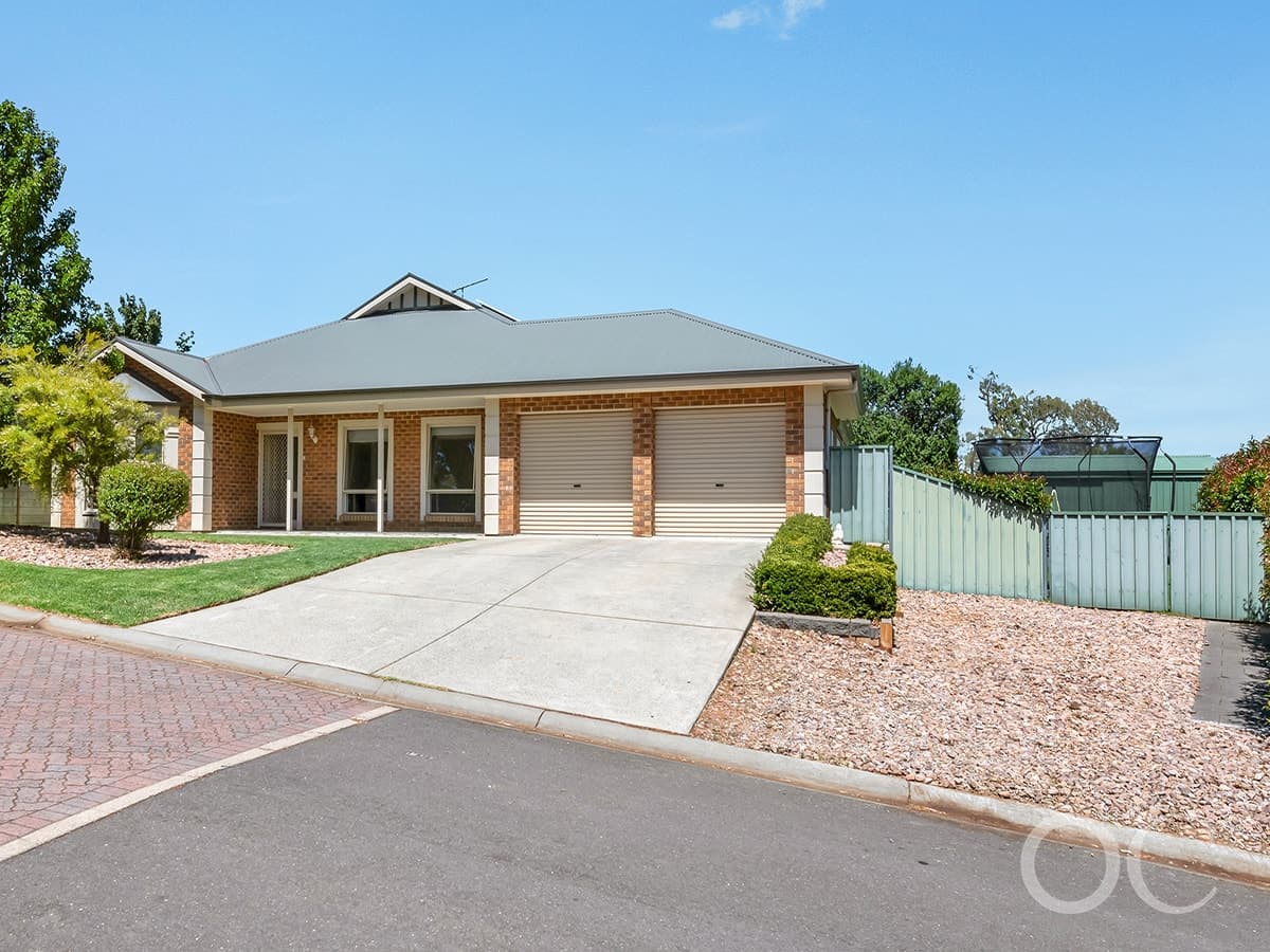 14 Tara Court, Littlehampton - Thumbnail 2