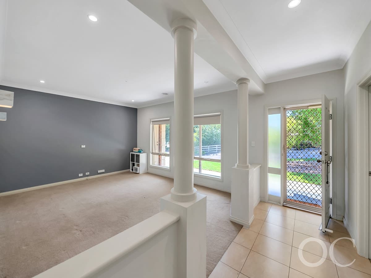 14 Tara Court, Littlehampton - Thumbnail 3