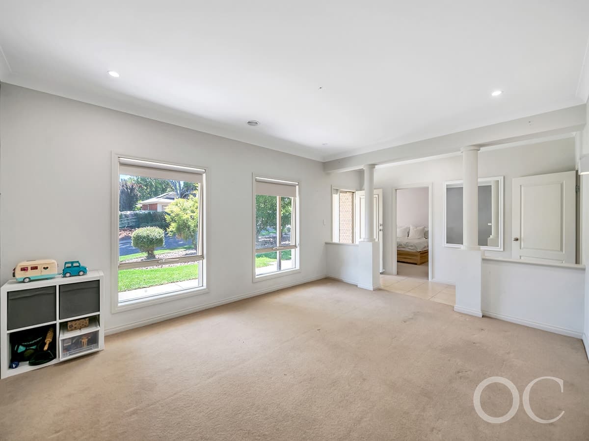 14 Tara Court, Littlehampton - Thumbnail 4