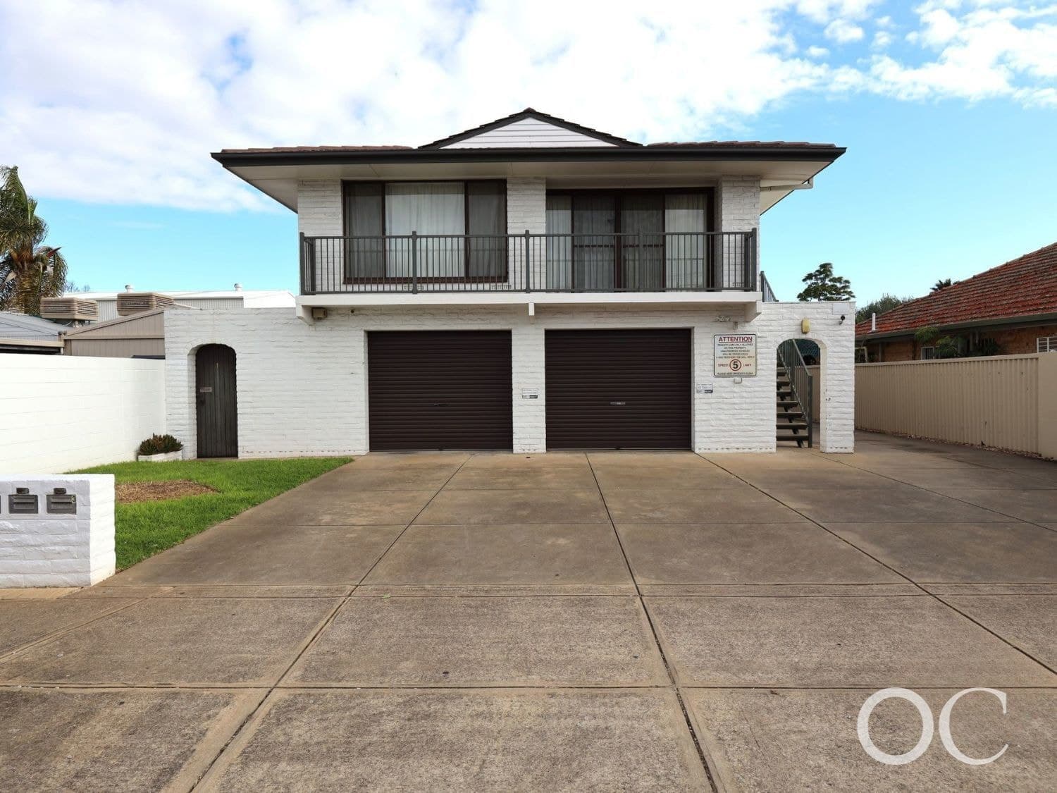 2/3 Long Street, Plympton - Image 1