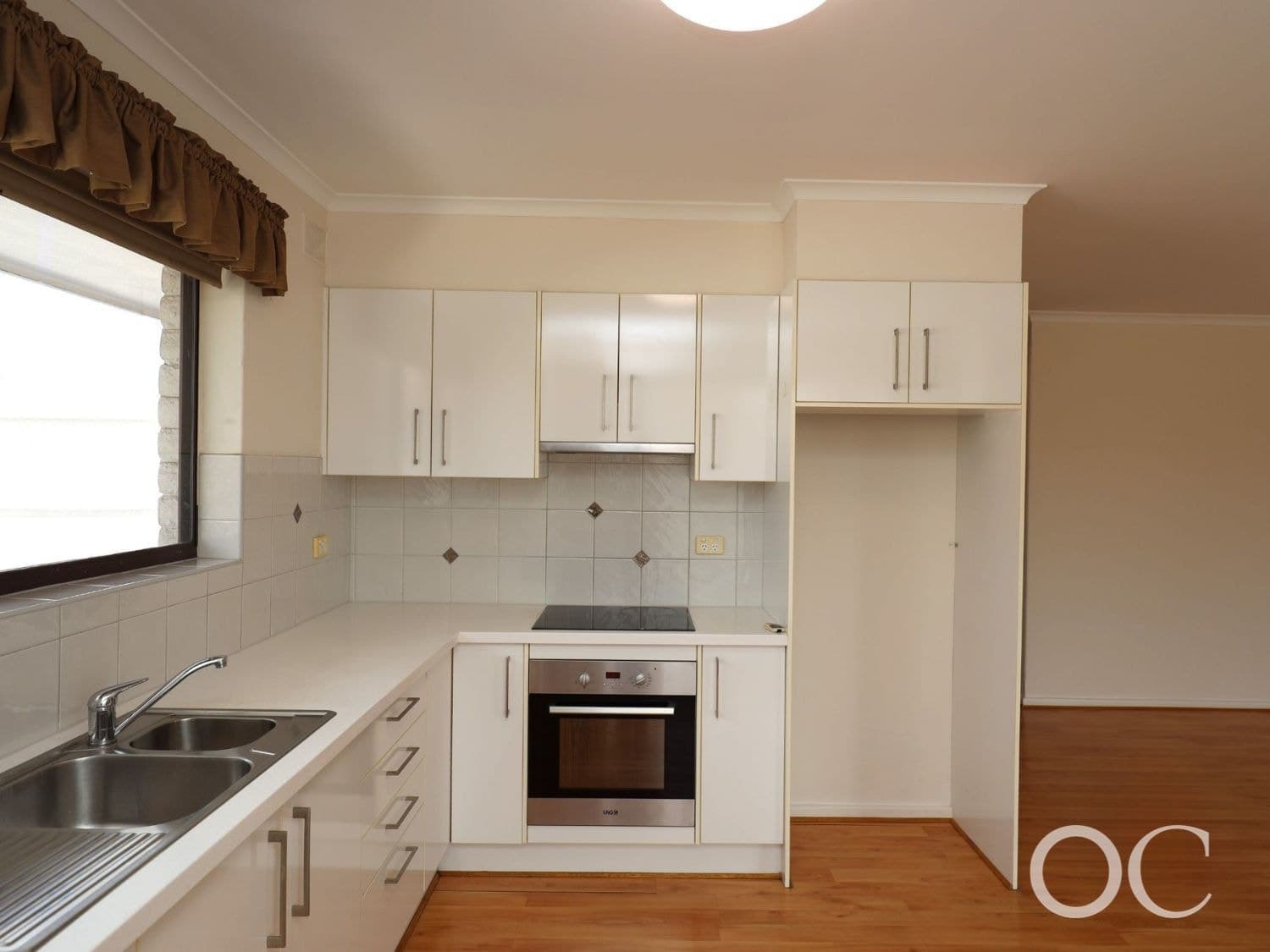 2/3 Long Street, Plympton - Thumbnail 4