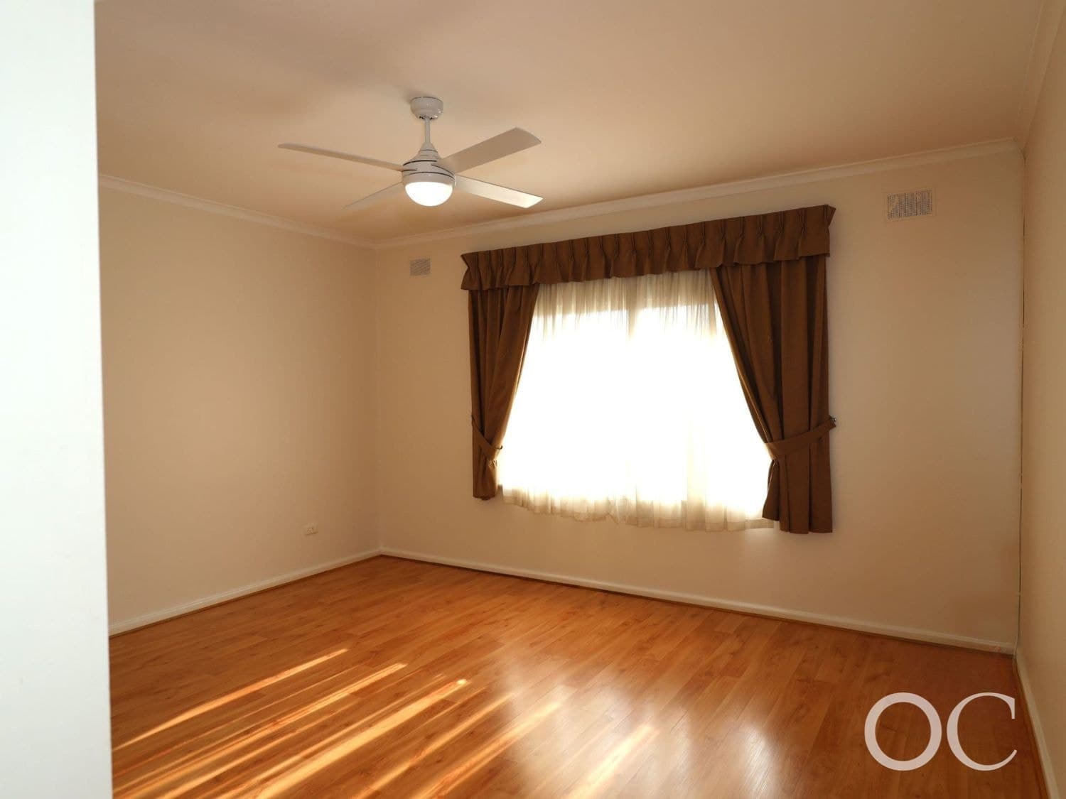 2/3 Long Street, Plympton - Thumbnail 6