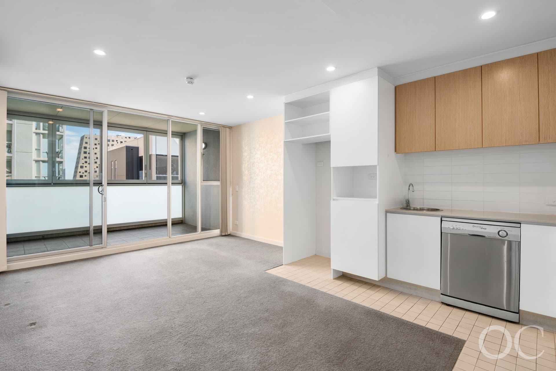 703/185 Morphett Street, Adelaide - Thumbnail 4