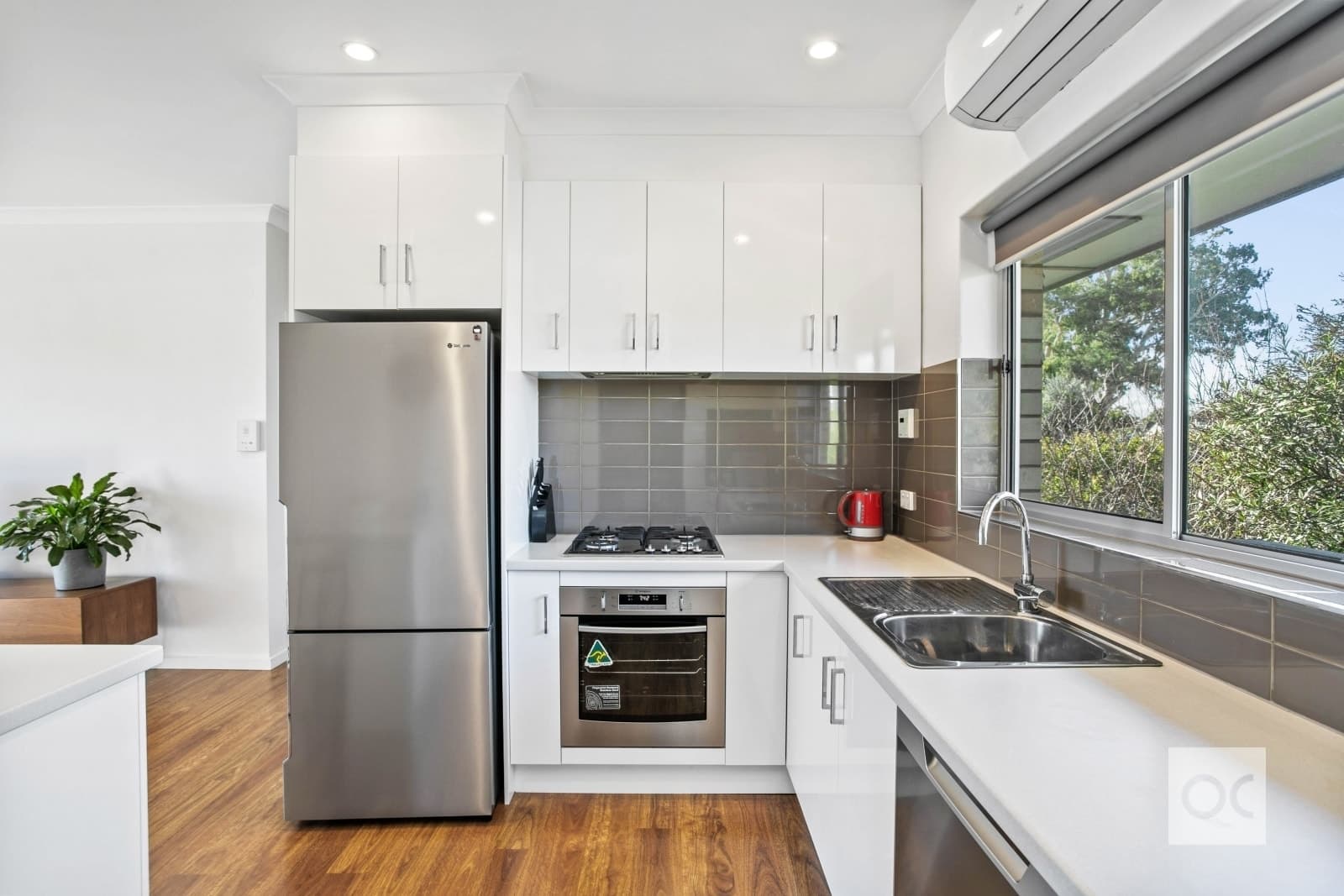 4/10 Henry Street, Clarence Park - Thumbnail 3