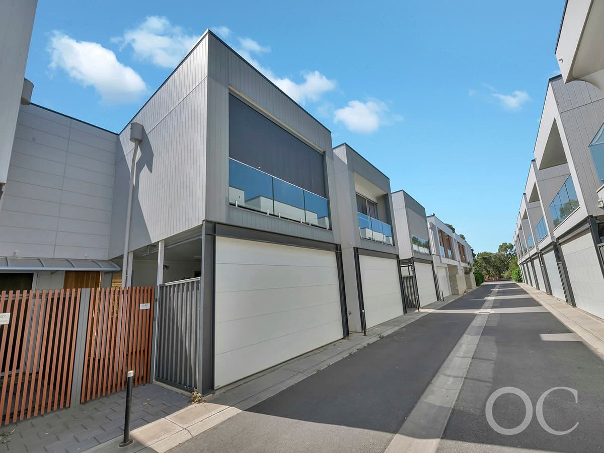 24F Long Street, Plympton - Image 1